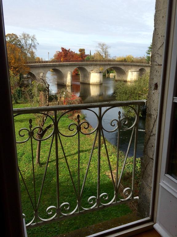 Le Moulin De Mansle Villa Bagian luar foto